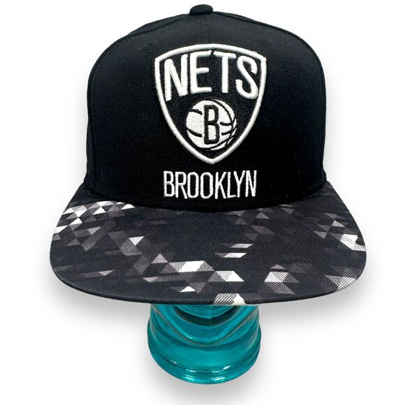 Adidas Brooklyn Nets Snapback Hat Mens Black Gray Embroidered Cap Geometric New2 - Picture 1 of 7